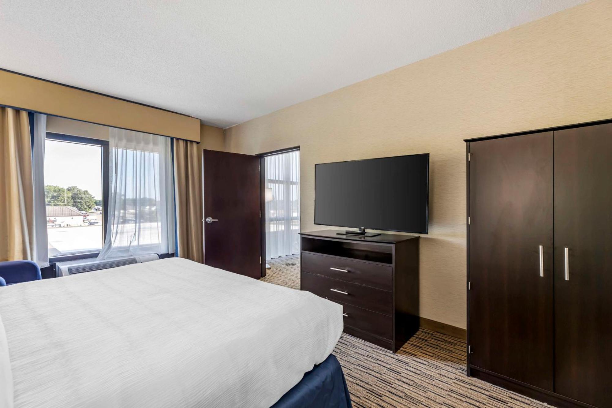 Best Western New Albany Luaran gambar