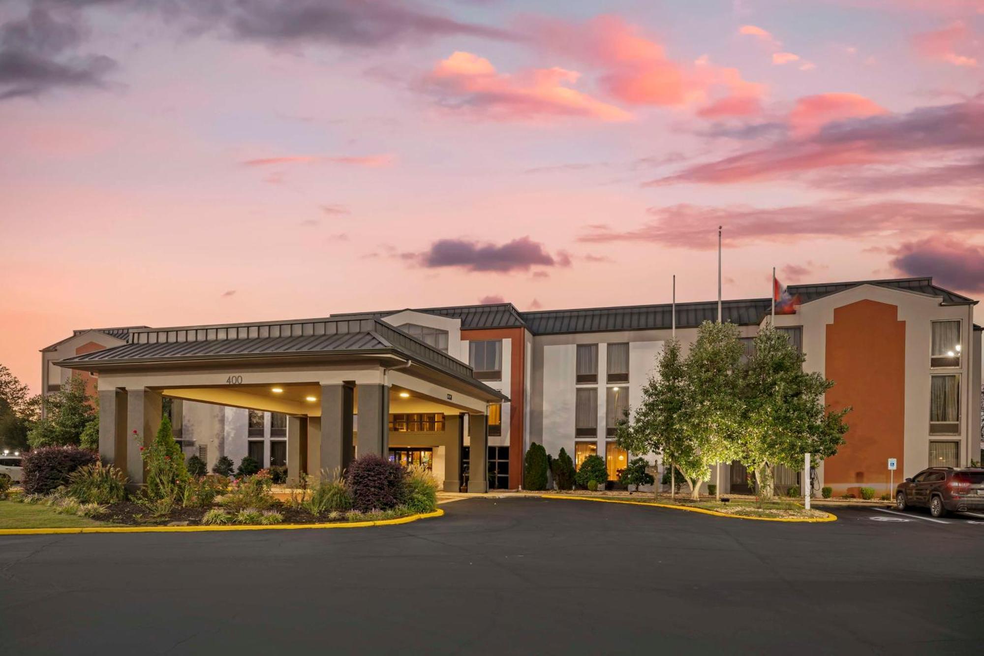Best Western New Albany Luaran gambar